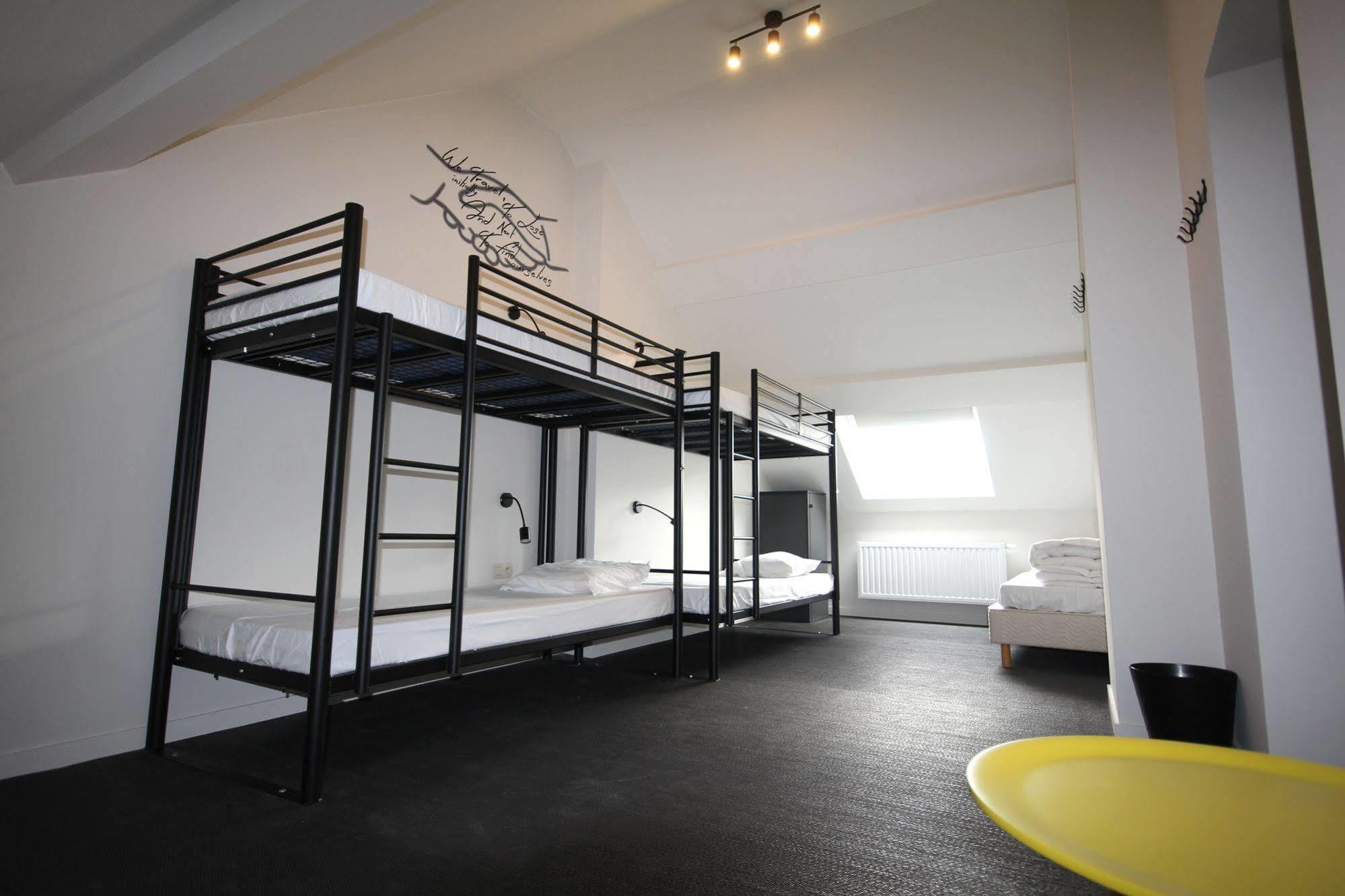 Cube Hostel Левен Екстер'єр фото