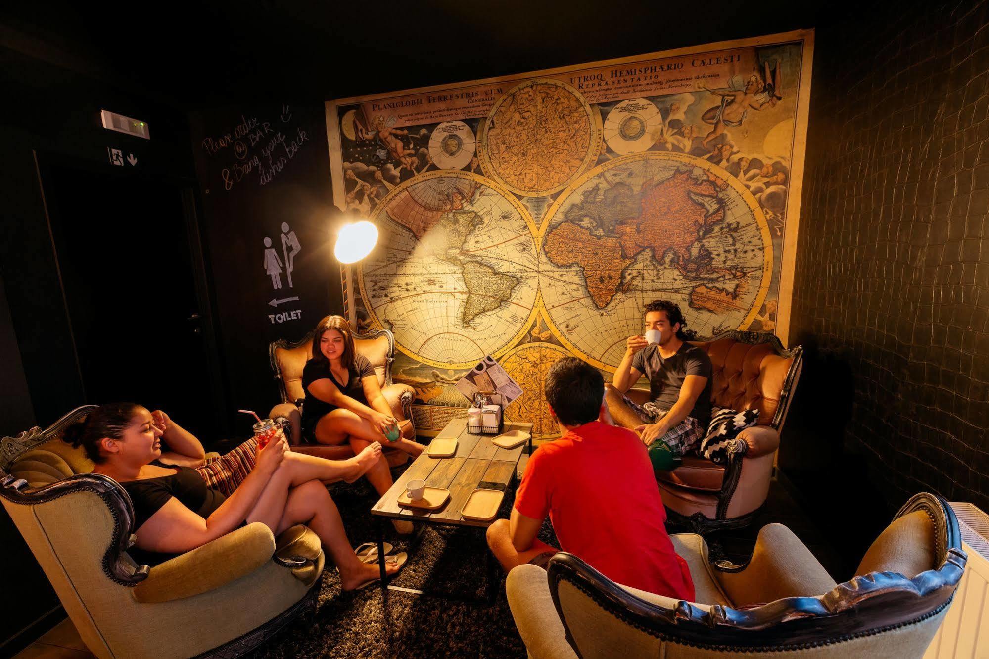 Cube Hostel Левен Екстер'єр фото